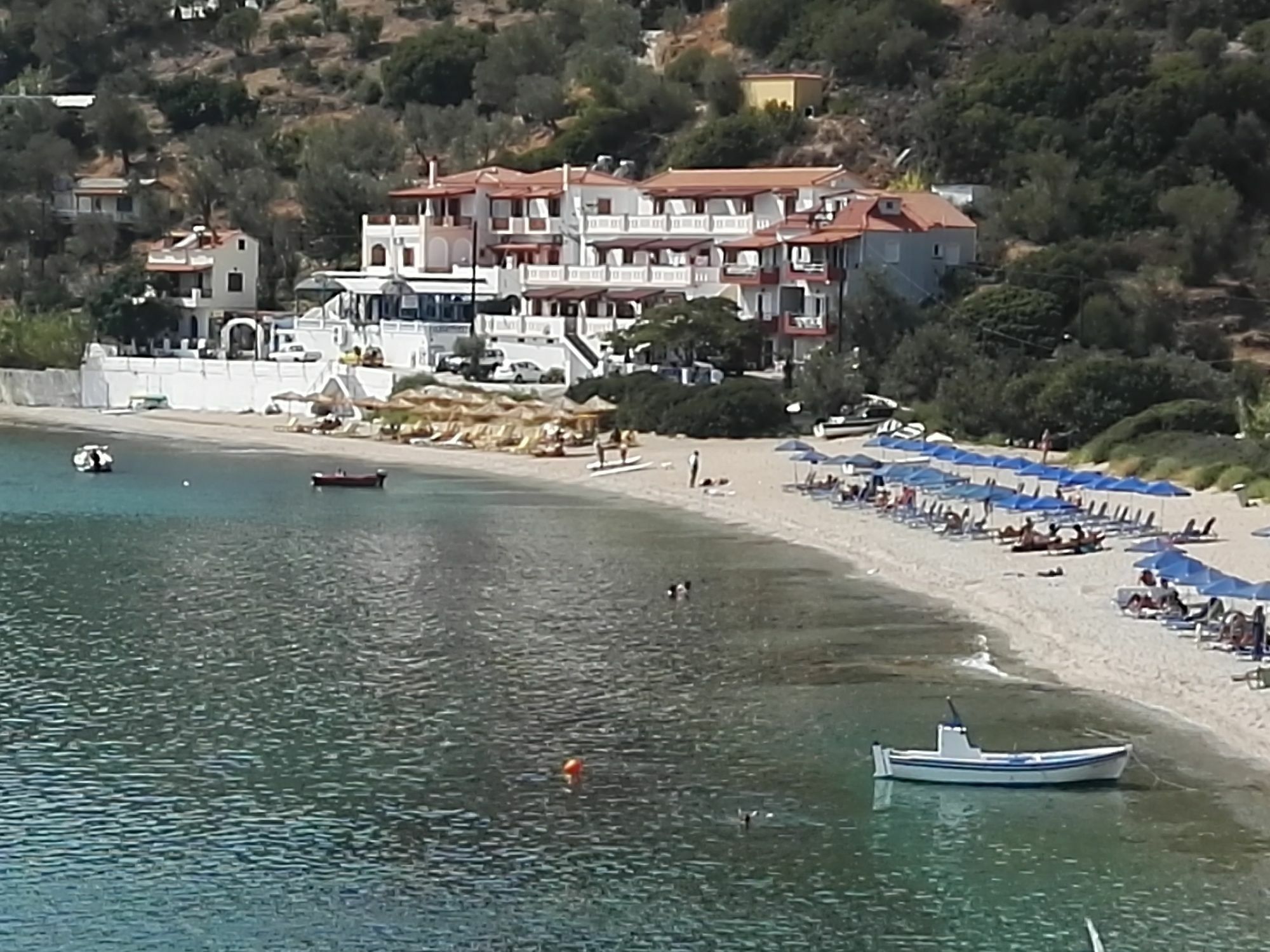 Nereides Seaside Apartments Marathokampos Exterior photo